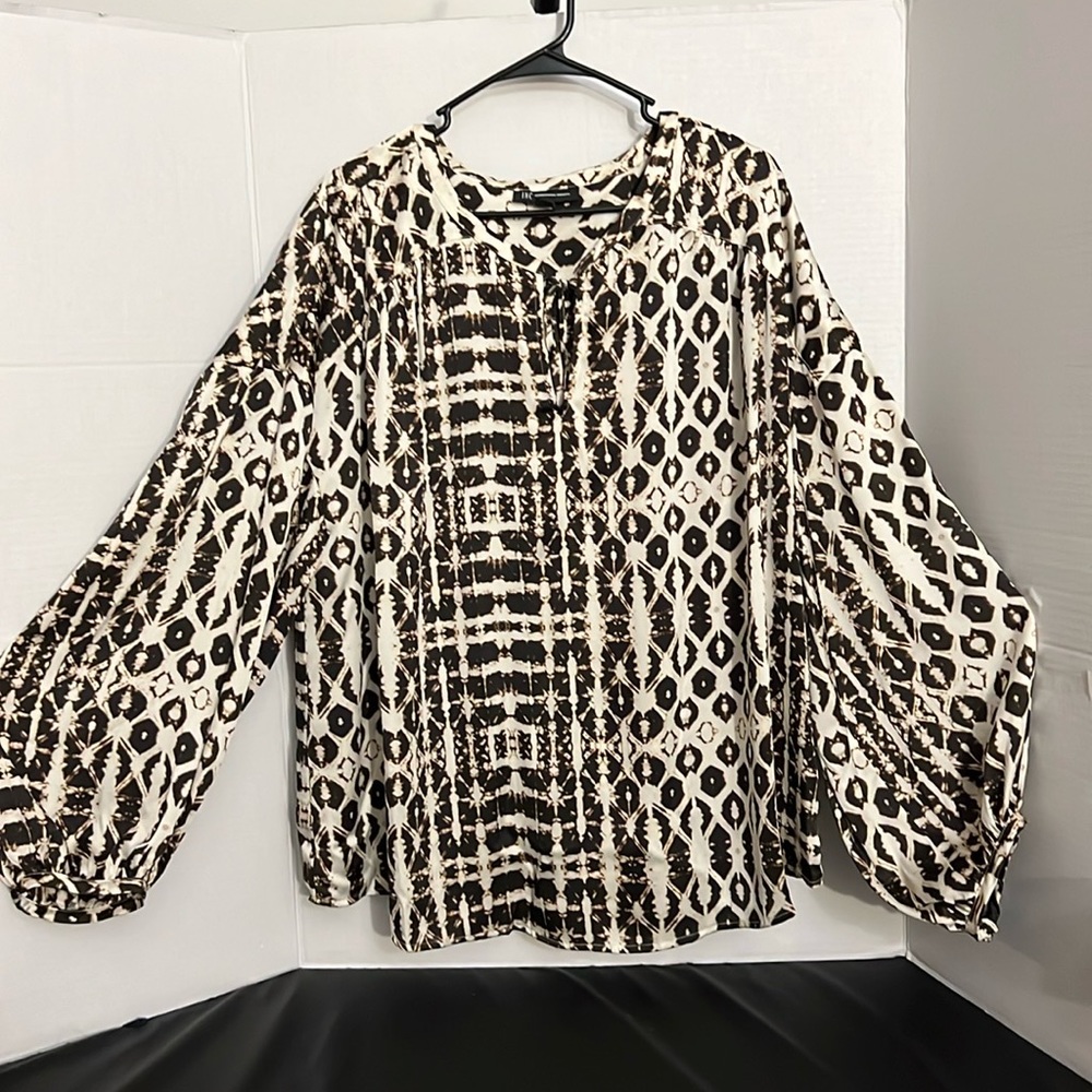 International concepts, NWT blouse, size 3X Boho style, dark, brown and cream